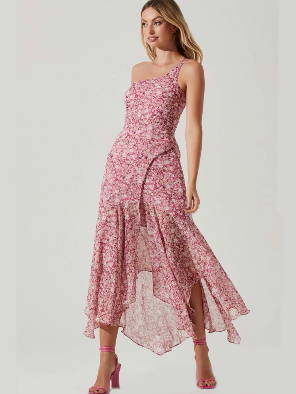 Astr One-Shoulder Pink Floral Maxi Dress
